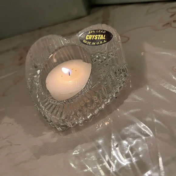 Vintage Partylite Crystal Heart-Shaped Tea light Holder - Picture 2 of 3